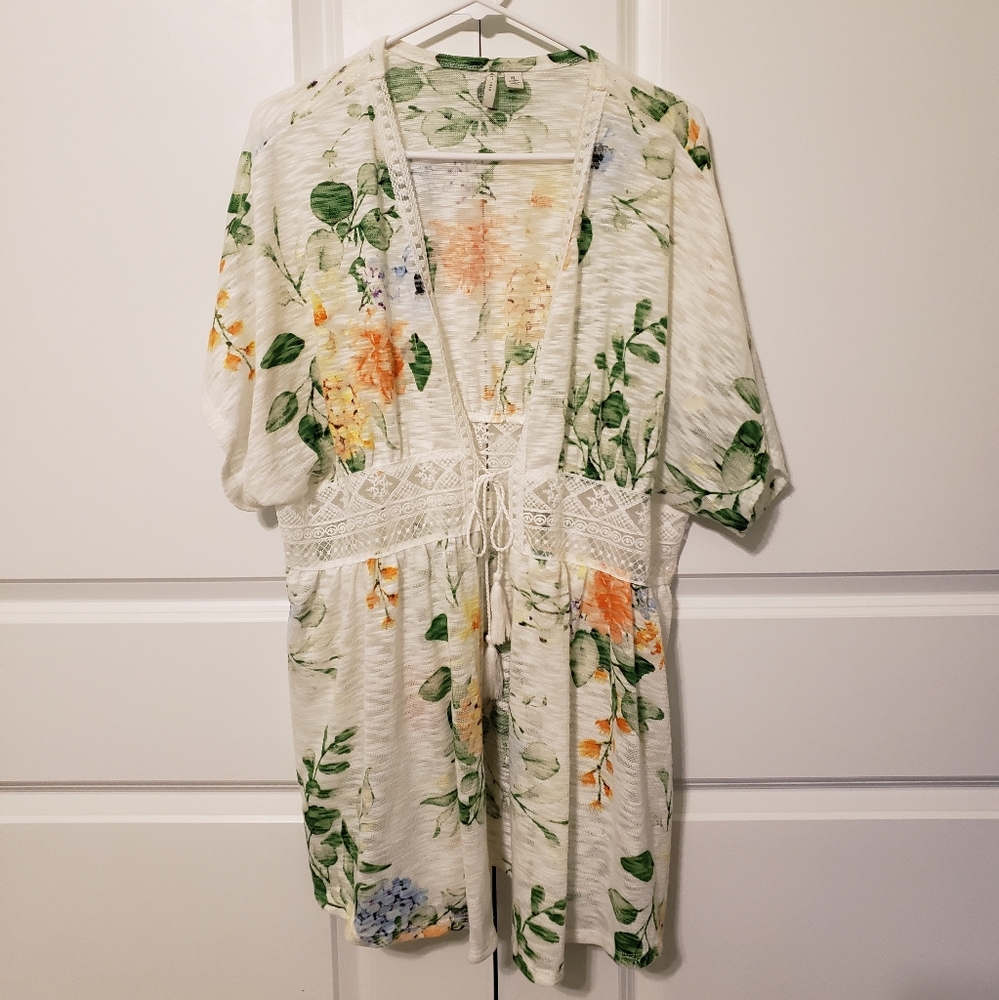 EUC C Est. 1946 Extra Large (XL) Short Sleeved Cardigan